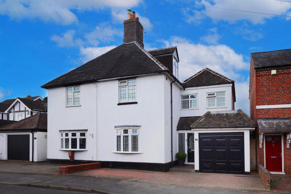 Main image of property: Bridle Road, Wollaston, Stourbridge, West Midlands, DY8 4QE
