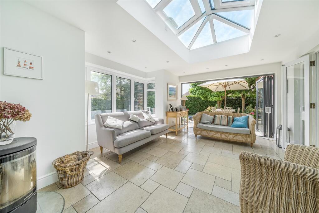 House in Dover, Selson, Eastry - View 2