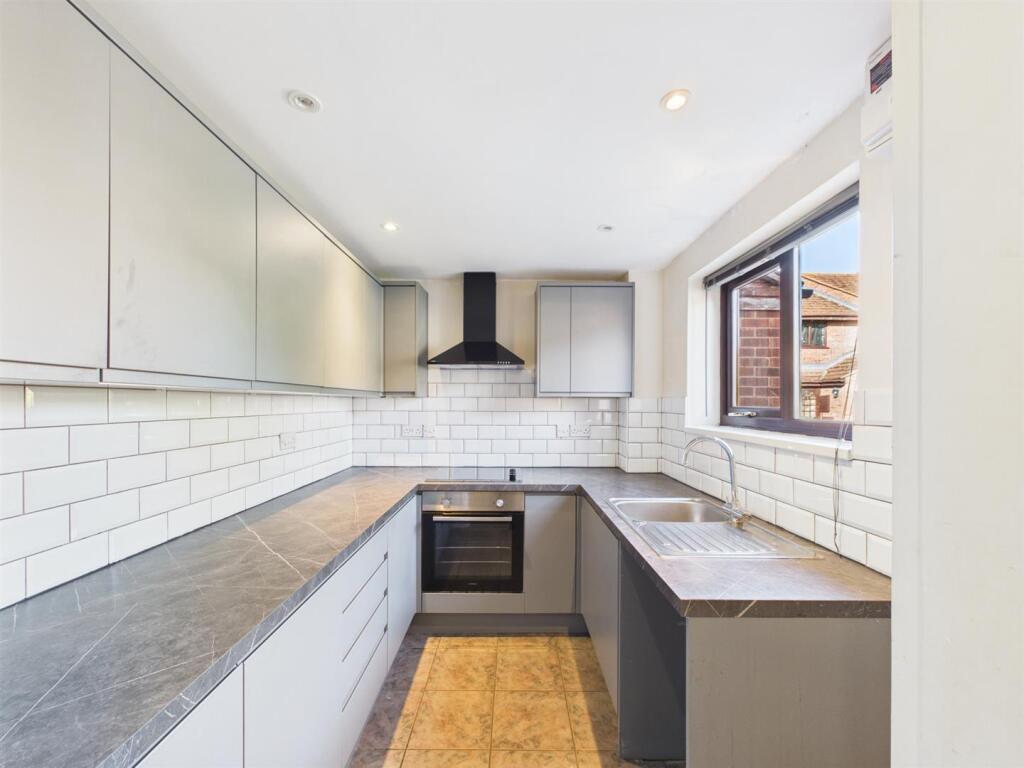 House in Evesham, Badsey - View 5