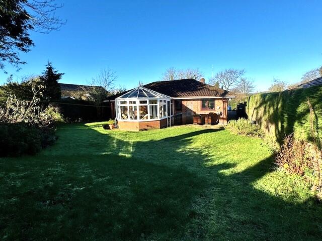 Main image of property: 1 Glebe Close Donington-on-Bain Louth LN11 9TS