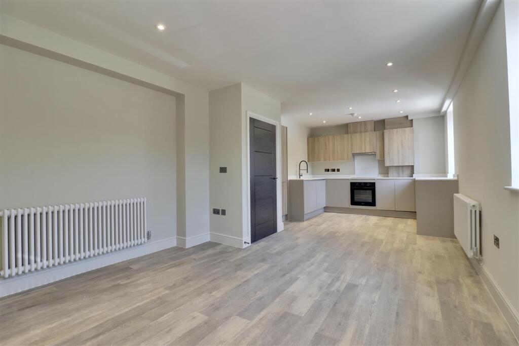 Apartment in Southsea - View 4