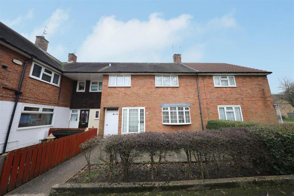 Main image of property: Lythe Avenue, Hull