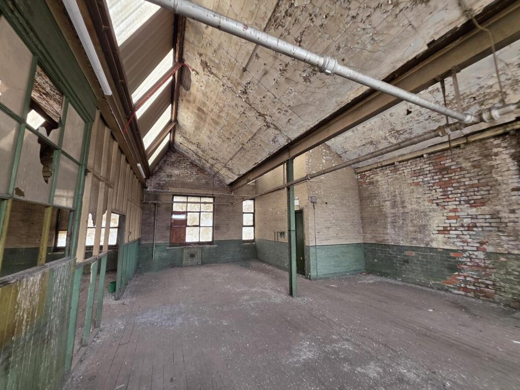 Upper Floors, Fullerton Works, Fullerton Street, Bradford - View 4