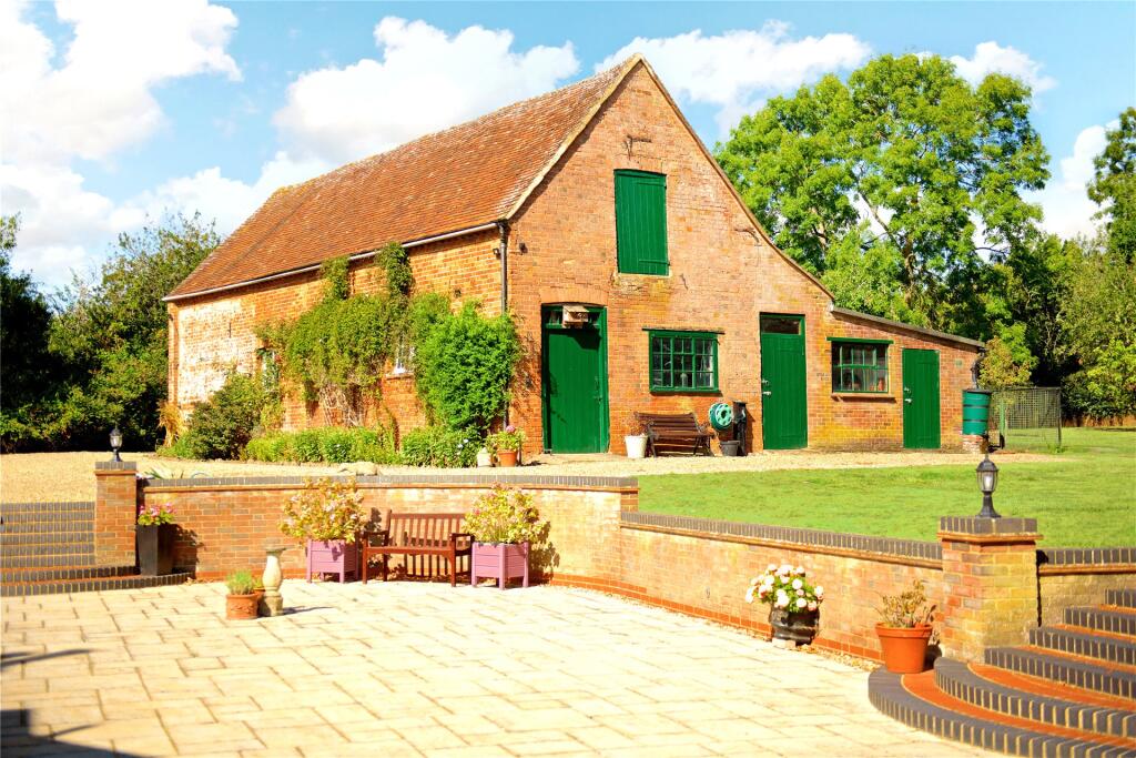 Church Road, Maulden, Bedfordshire, MK45 photo 4