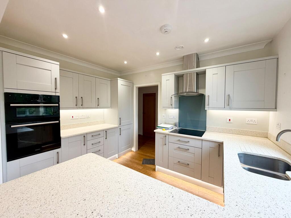 House in Bath - View 5
