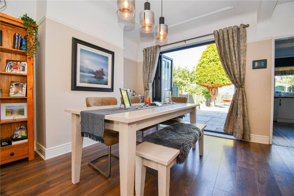 House in Wirral, Liverpool City Region - View 4