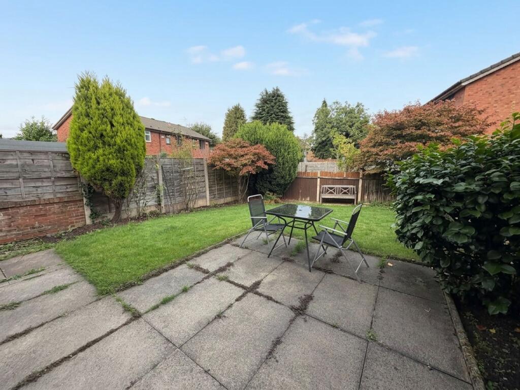 House in Salford, Greater Manchester - View 5