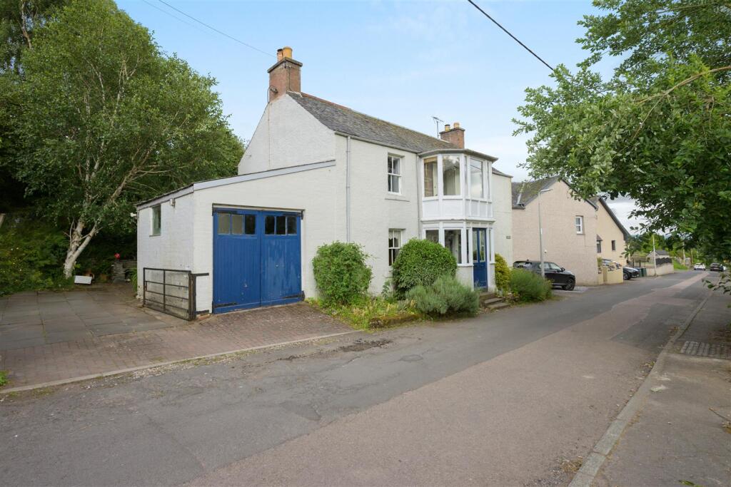 Main image of property: Cairneyhill Road, Bankfoot, Perth