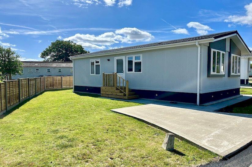 Brand New Prestige Homeseeker Sonata (36x20) , The Compasses Park, Alfold, Cranleigh, Surrey, GU6 8HZ photo 3
