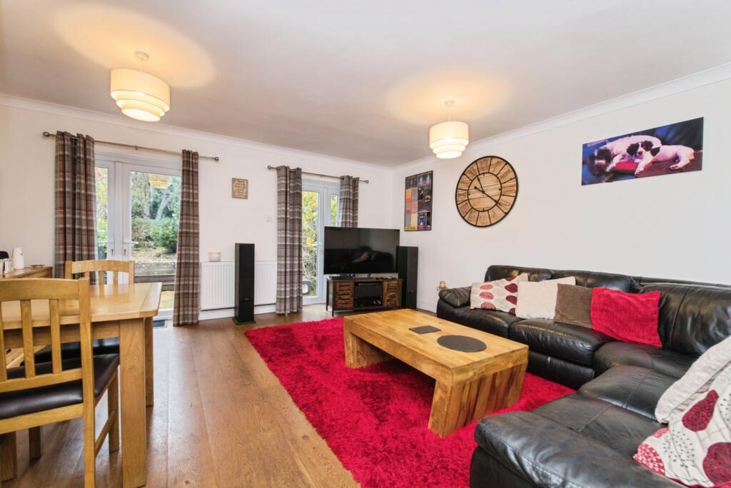 Lovering Close, Exmouth, Devon, EX8 photo 4