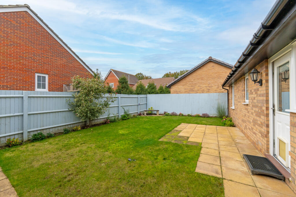 Isabel Drive, Elsenham, Bishop's Stortford, Essex, CM22 photo 3