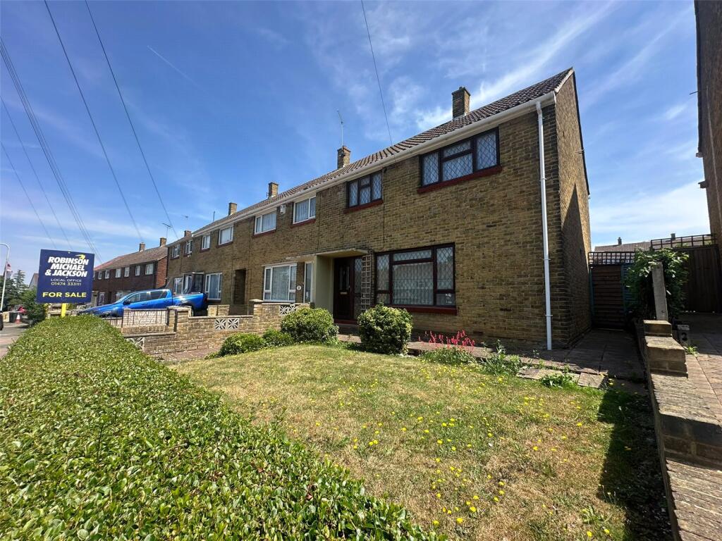 3-bed semi-detached on St. Gregorys Crescent, Gravesend, Kent, DA12, £300,000