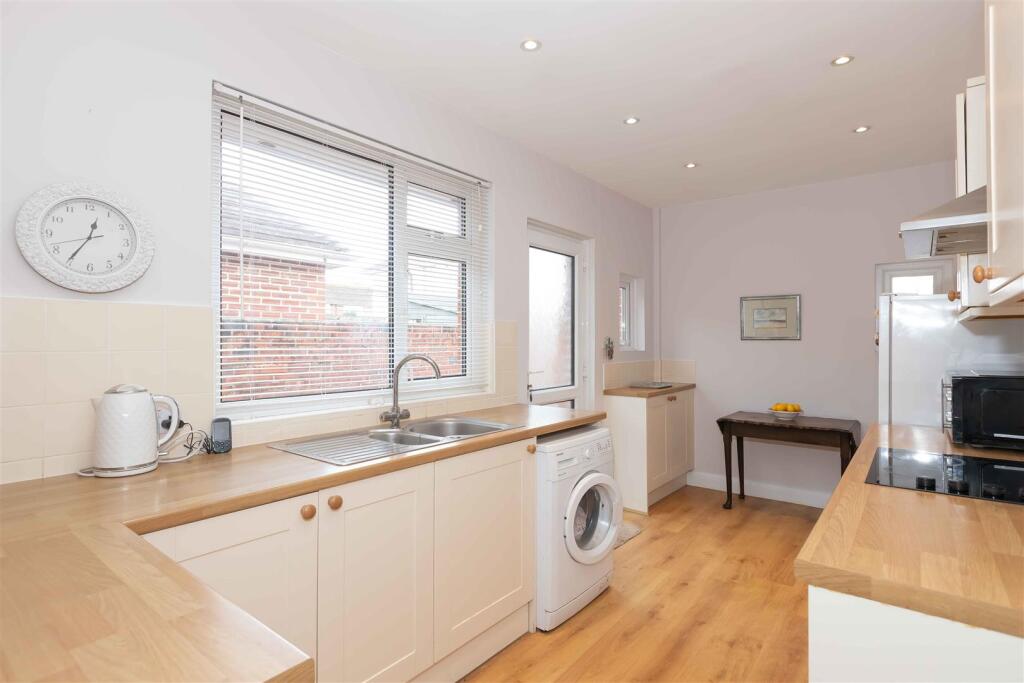House in Worthing, Broadwater - View 5