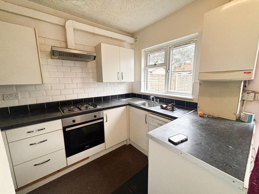 Main image of property: Belvedere Avenue, Ilford, IG5