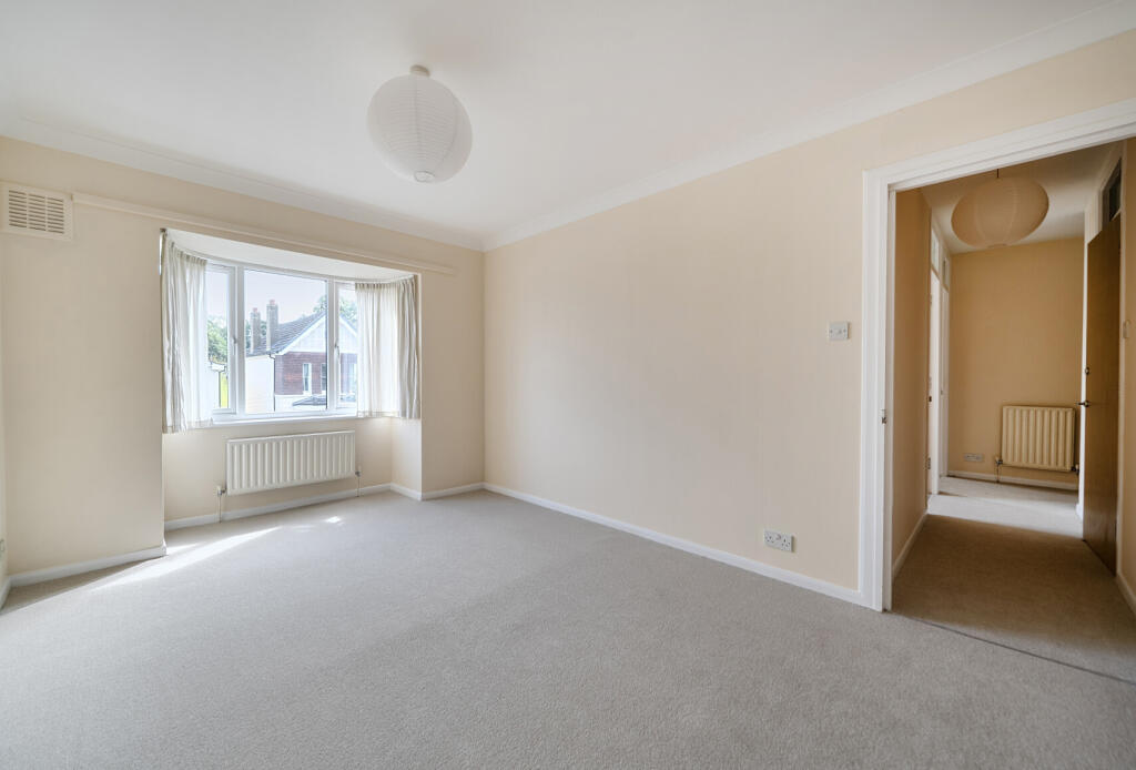 Apartment in Tonbridge - View 4