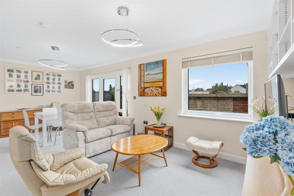 Apartment in Oxford - View 4