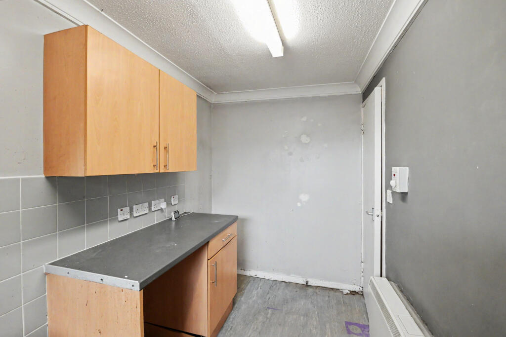 Apartment in Newcastle upon Tyne - View 5