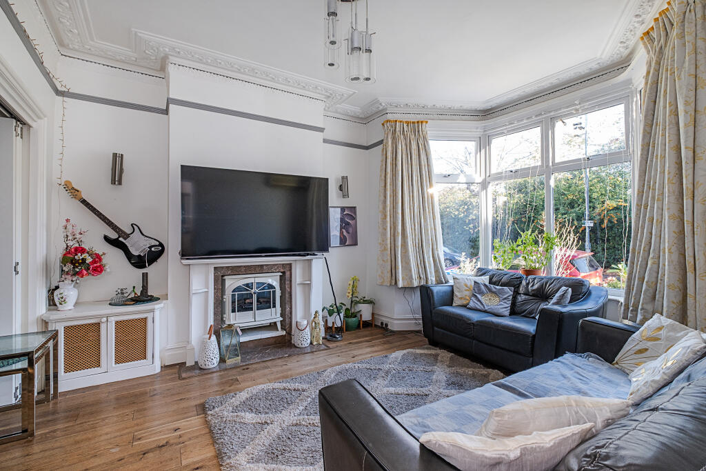 House in London, Merton - View 2