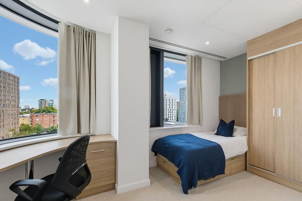 Apartment in London - View 5