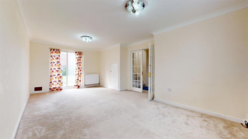 House in Milton Keynes - View 3