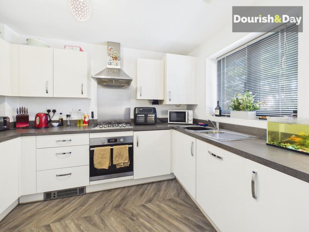 House in Stoke-on-Trent - View 4