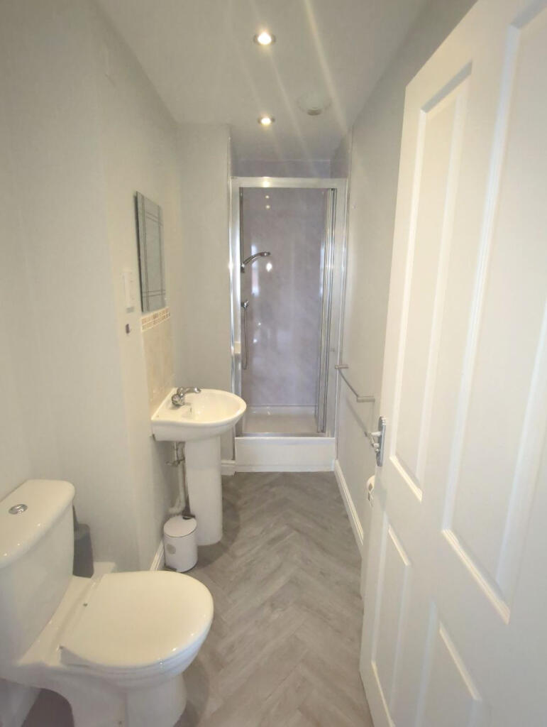 Apartment in Lincoln, Lincolnshire - View 4