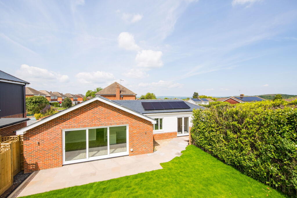 Main image of property: 15 Colonels Way, Tunbridge Wells