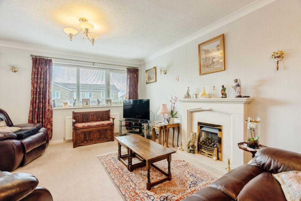 House in Pendle, Reedley Hallows - View 2