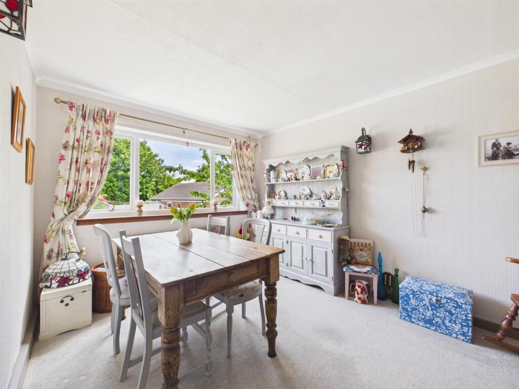House in East Lindsey, Ludford - View 6