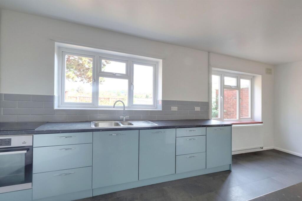 House in London - View 3