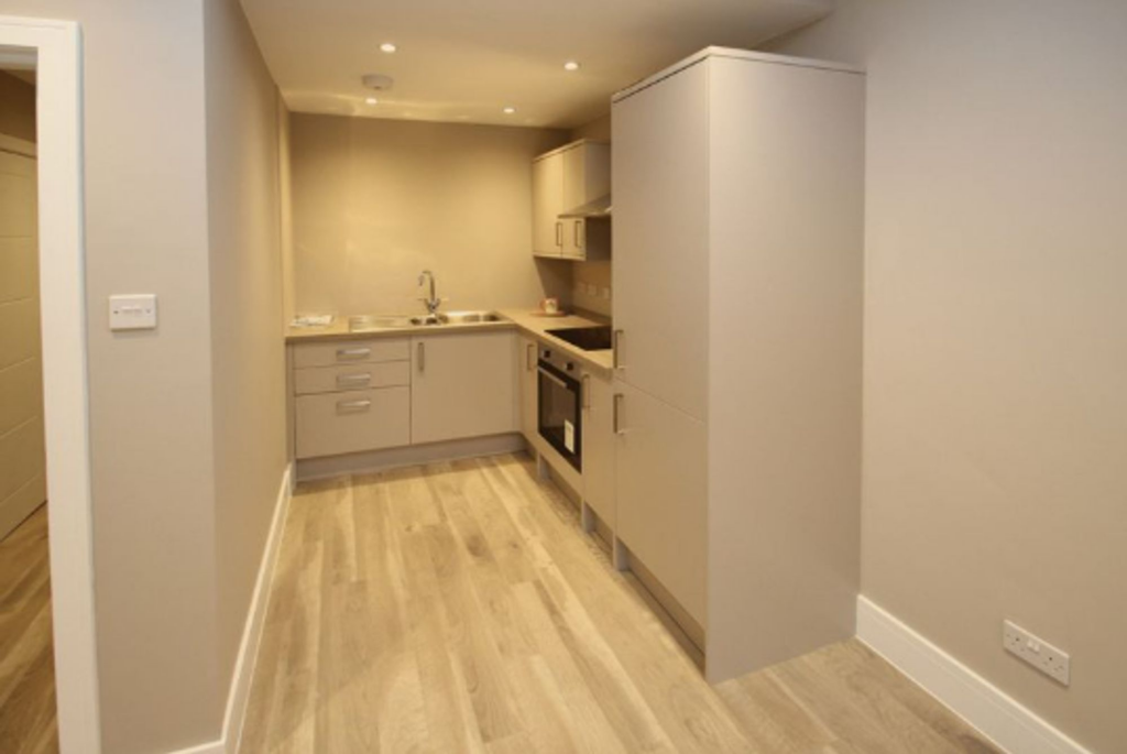 Apartment in Tonbridge - View 2