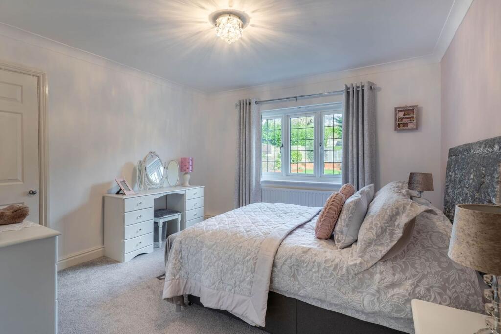 Additional image 20 of Plymouth Road, Barnt Green, B45