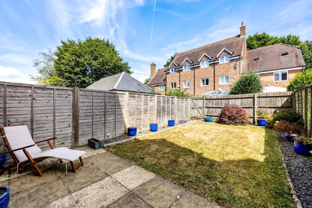 House in Horsham, North Heath, North Horsham - View 4