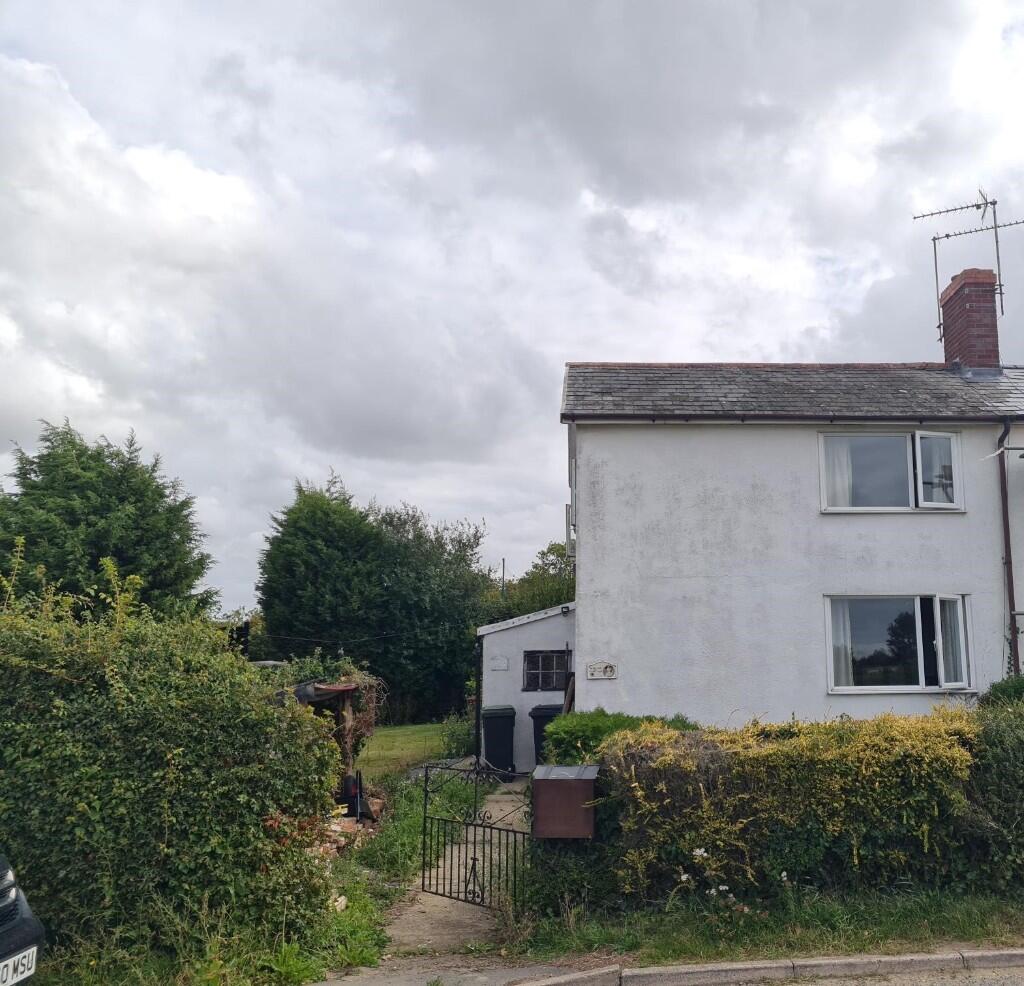 Main image of property: Moats Tye, IP14