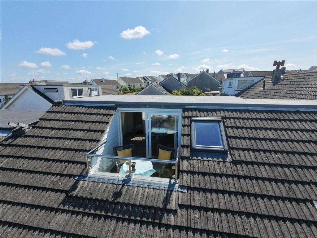 House in Newquay, Cornwall - More