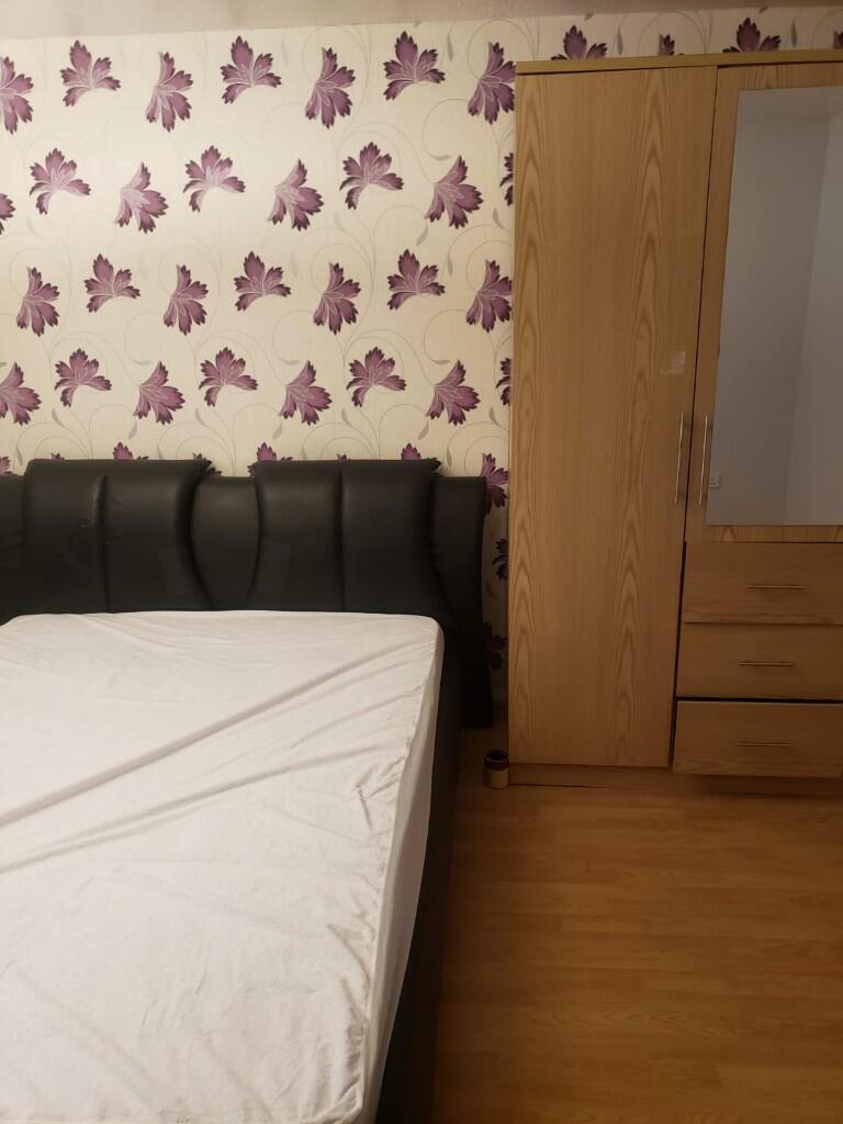 Tamar Drive, B36
