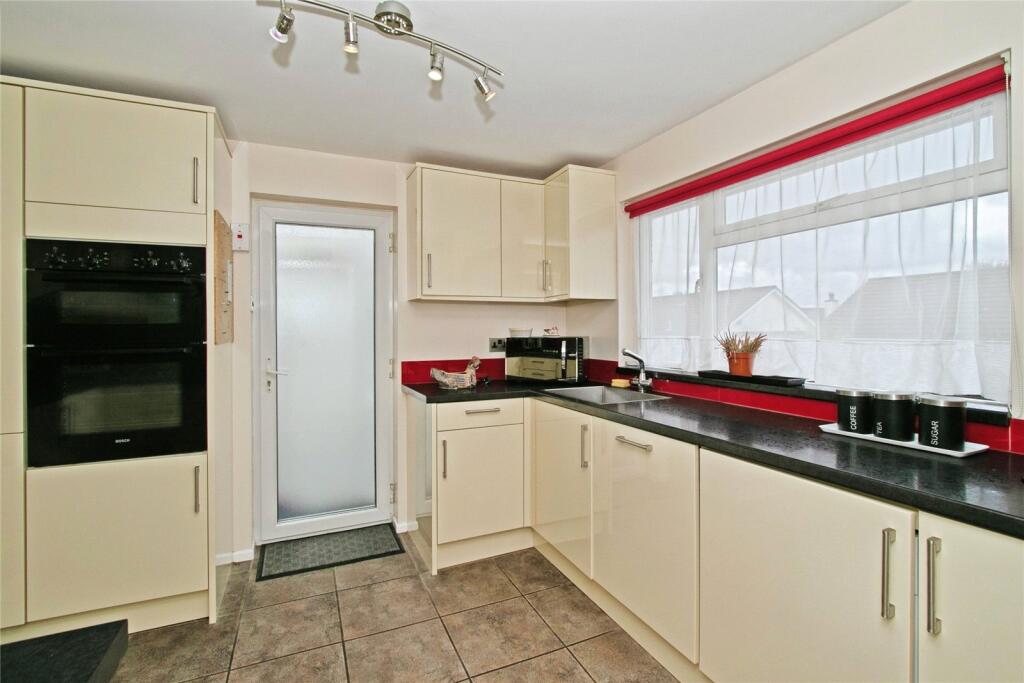 House in Truro - View 4