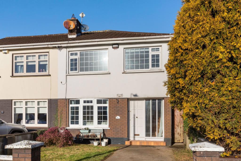 Main image of property: 37 Castleknock Crescent, Castleknock, Dublin 15, D15KOWV