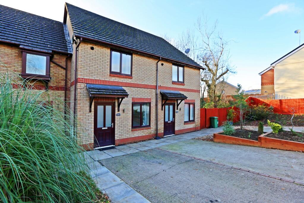 Main image of property: Manor Chase, Beddau, CF38