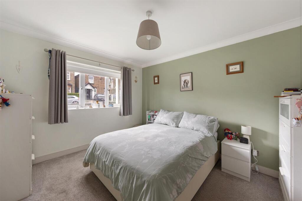 Apartment in London, South Woodford - View 4