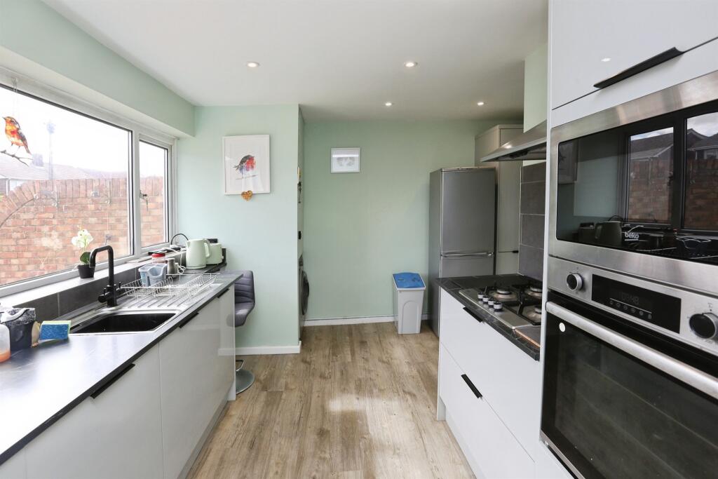 House in Fareham, Hampshire - View 2