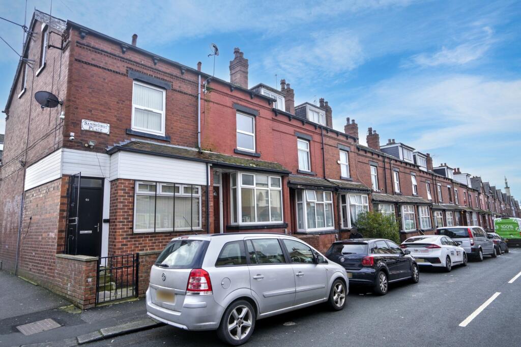 Main image of property: Sandhurst Place, Leeds, LS8