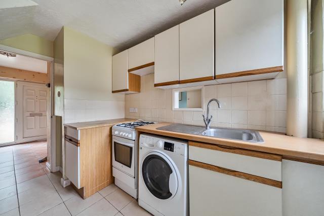 House in Basingstoke and Deane, Berg Estate, South Ham - View 3