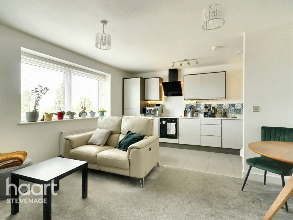 Main image of property: Hampden House, Hitchin Road, Arlesey