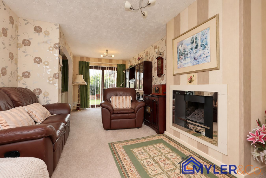 Southway, Widnes, WA8 photo 4