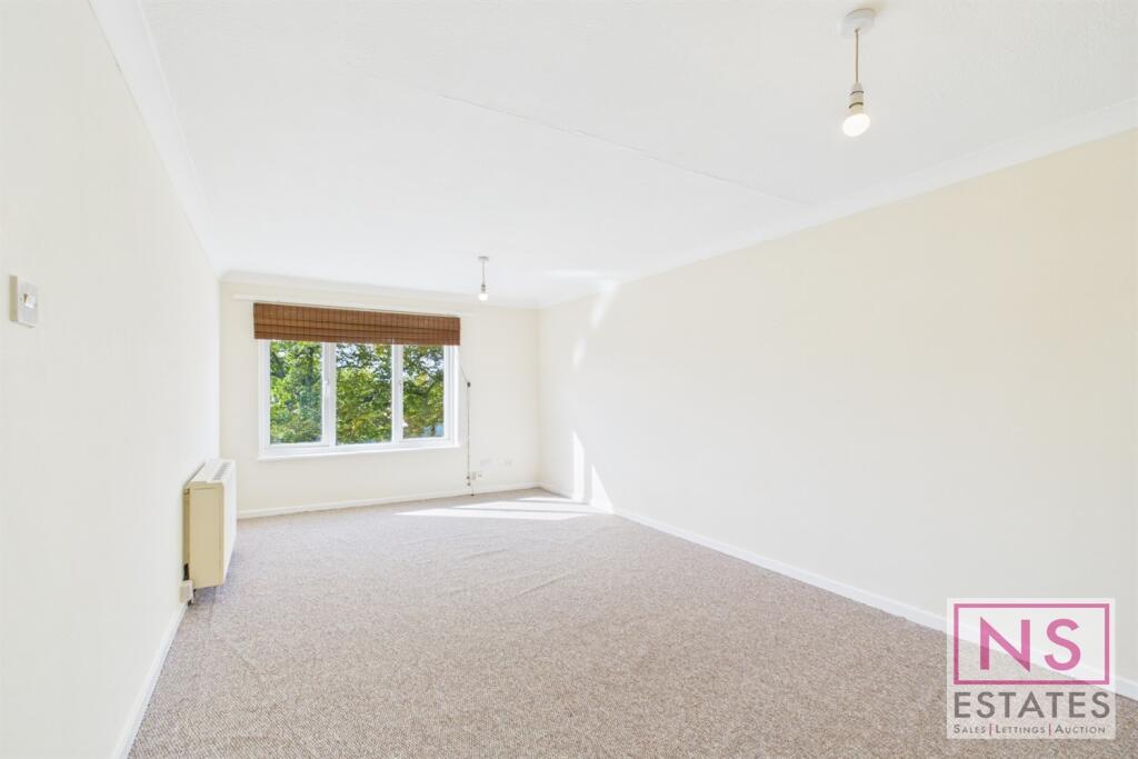 Apartment in Stockton-on-Tees - View 4