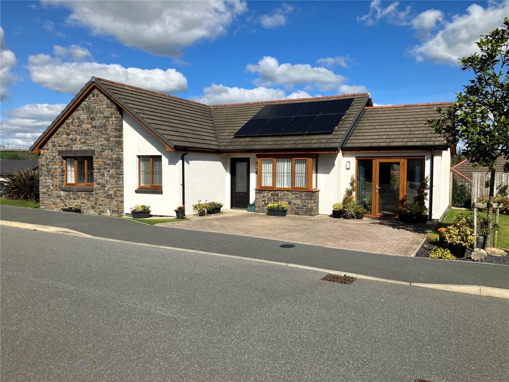 Main image of property: Potters Grove, Templeton, Narberth, Pembrokeshire, SA67