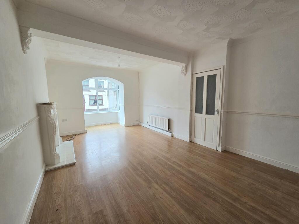 House in Cardiff - View 2