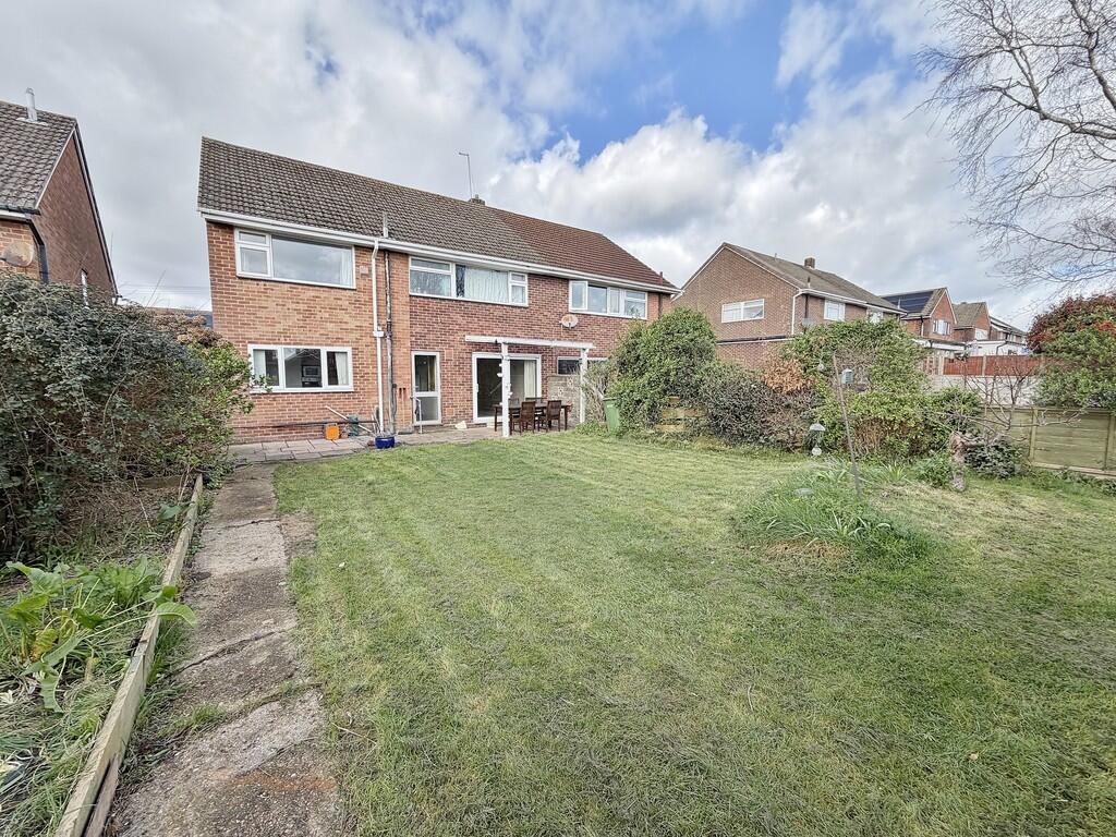 House in Fareham, Hill Park - View 2