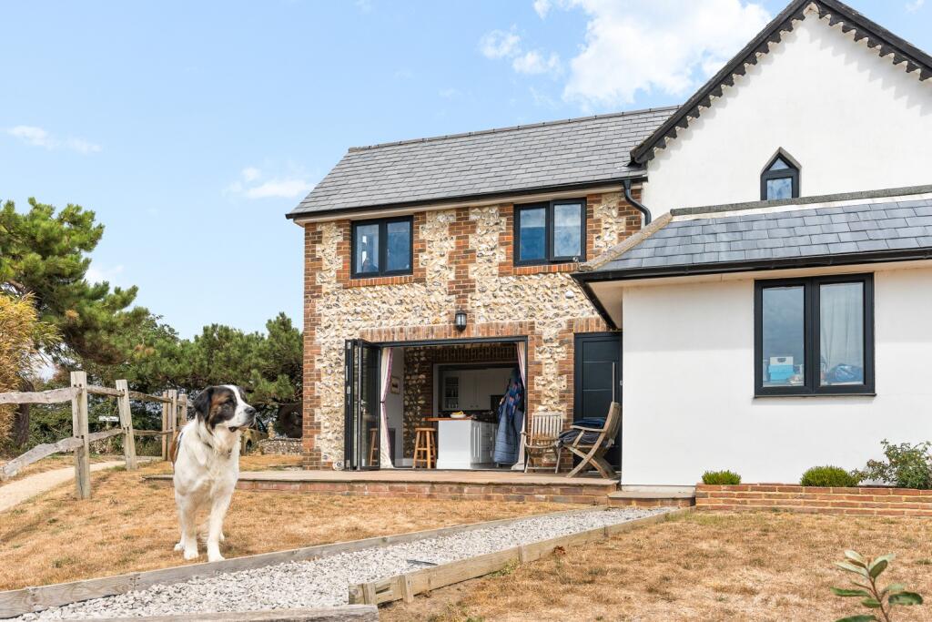 Alfriston Road, BN25 photo 2